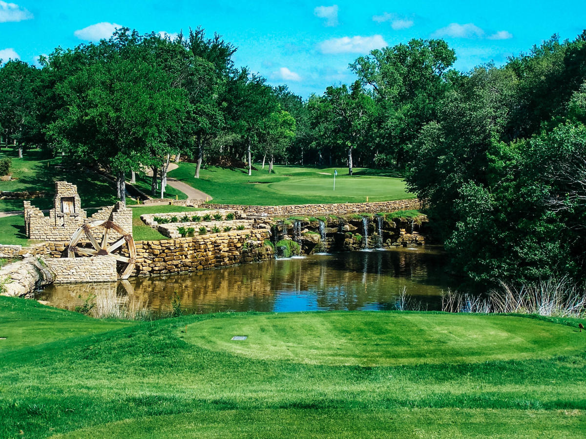 Sugar Tree Golf Club